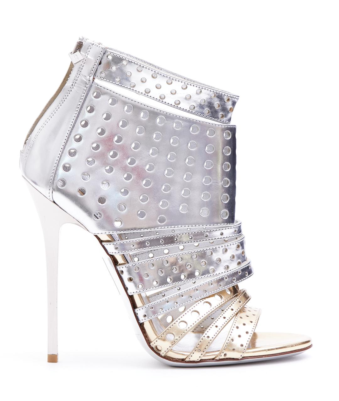 Босоножки
Босоножки