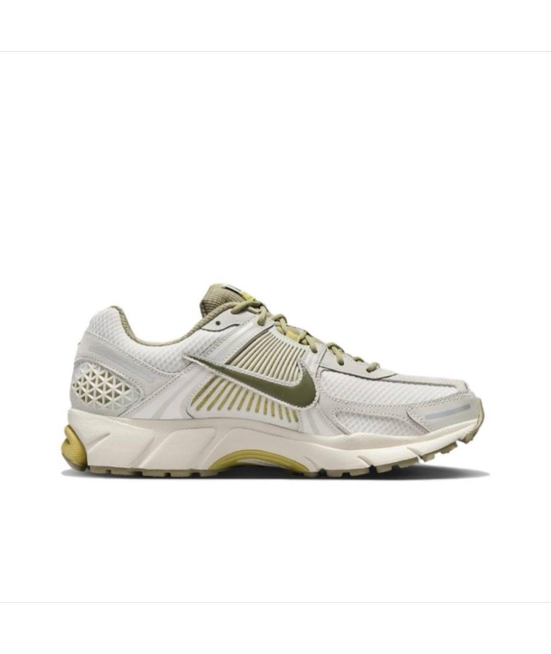 Низкие кроссовки / кеды
Низкие кроссовки / кеды