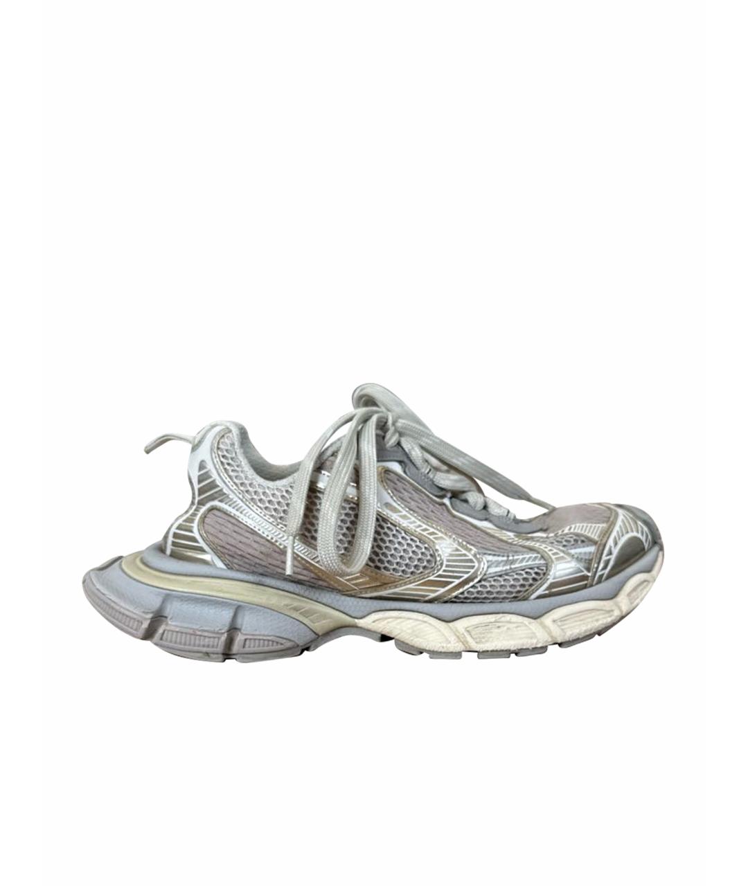 Низкие ботинки
Низкие ботинки