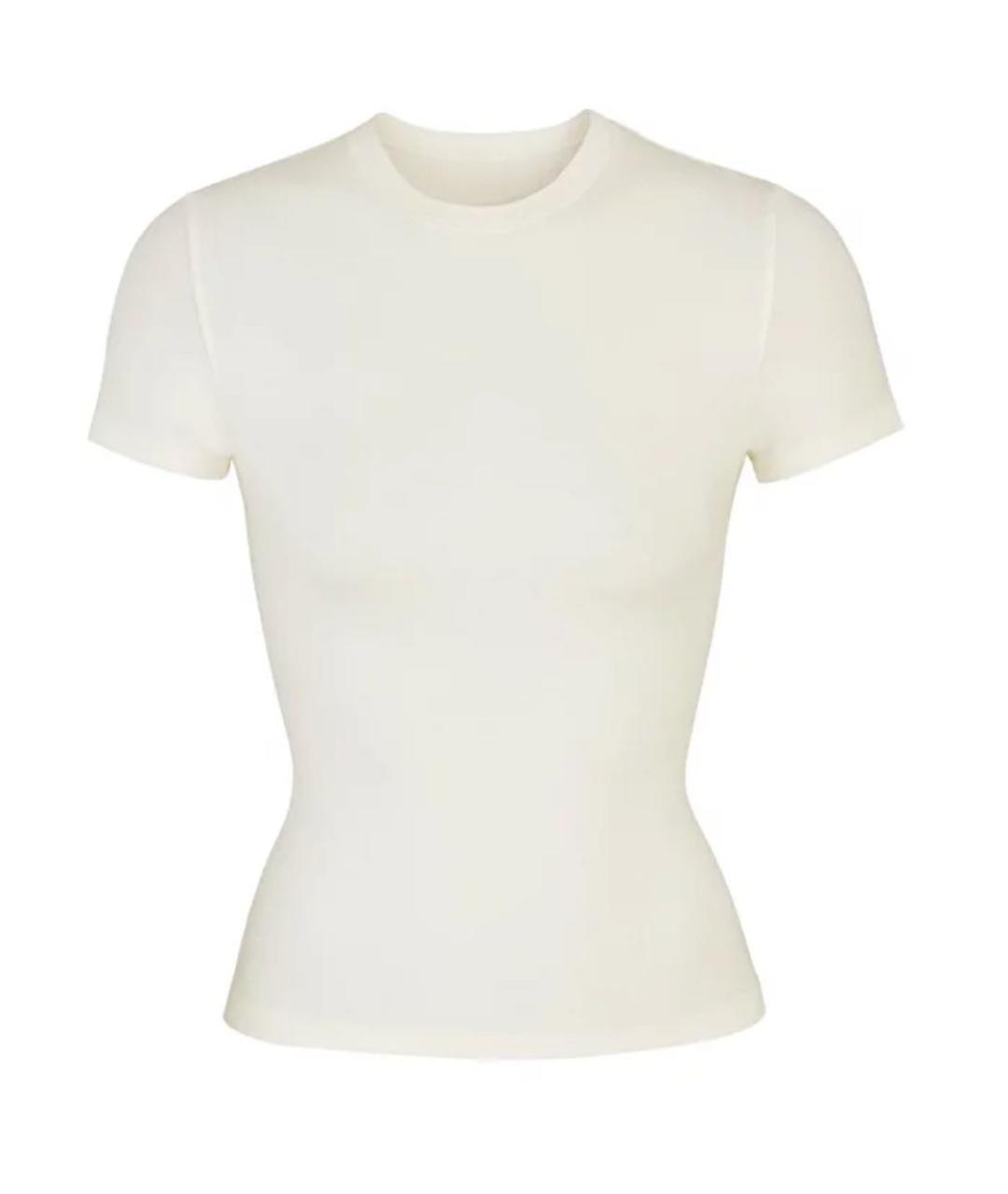 Футболка
Футболка