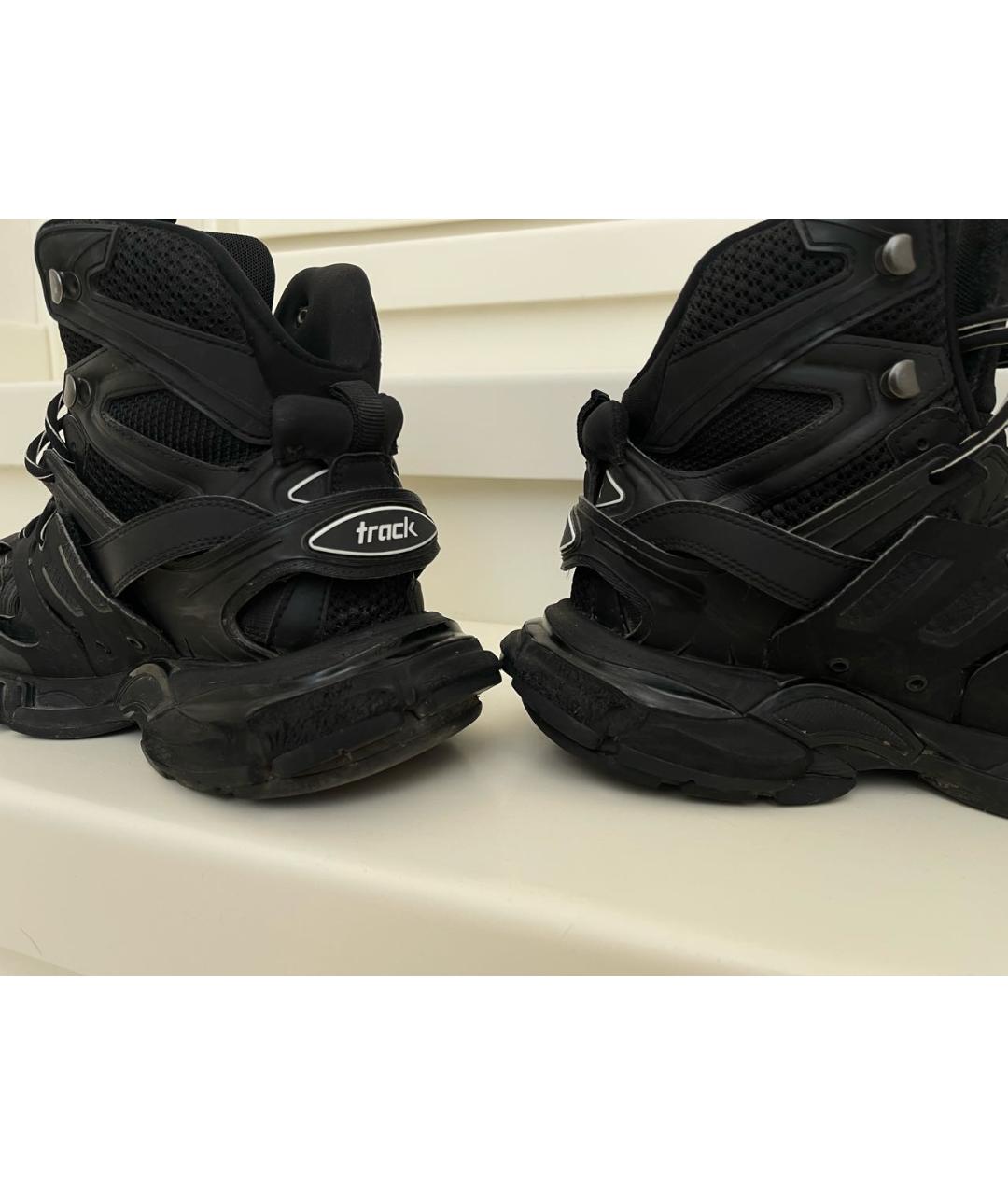 BALENCIAGA Track