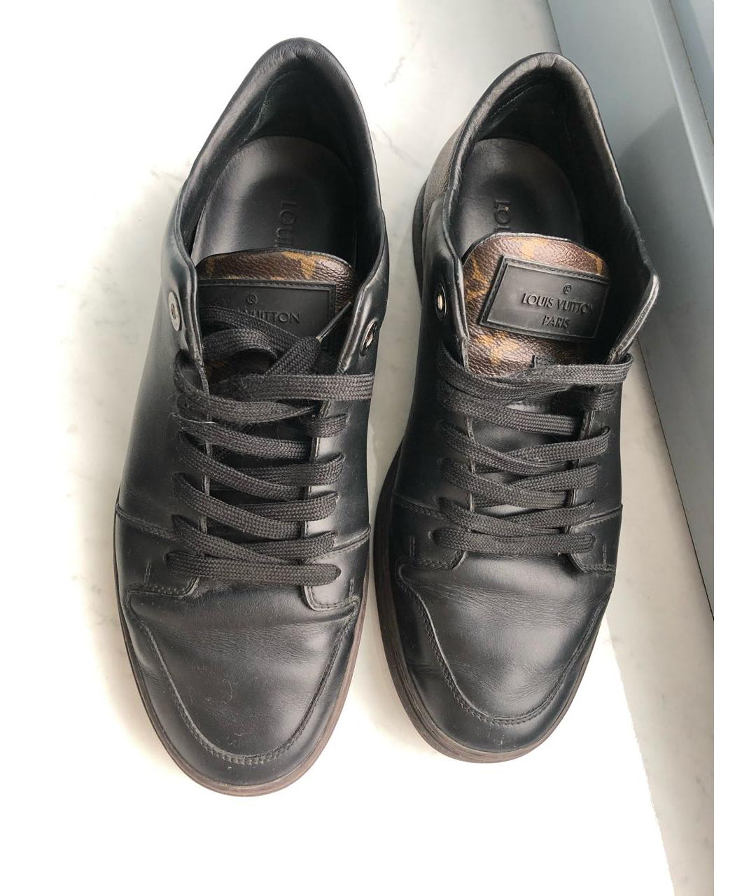 LOUIS VUITTON PRE-OWNED Черные низкие кроссовки / кеды, фото 2