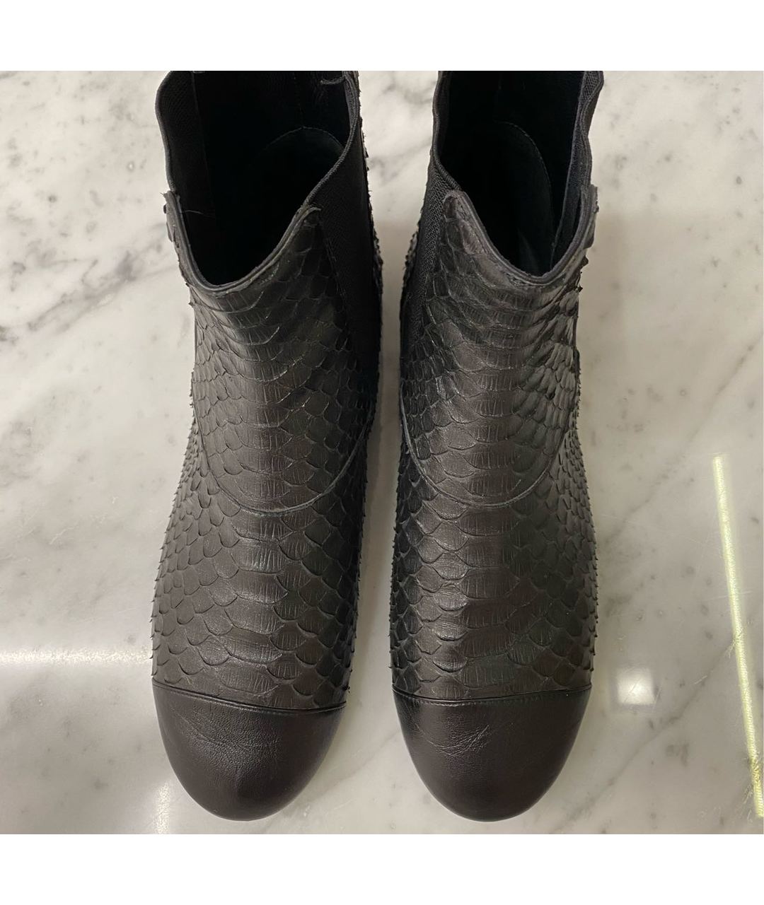 CHANEL PRE-OWNED Черные ботинки из экзотической кожи, фото 3