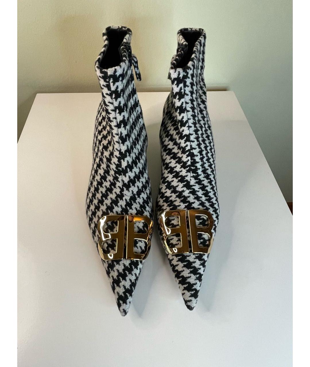 Balenciaga store houndstooth booties