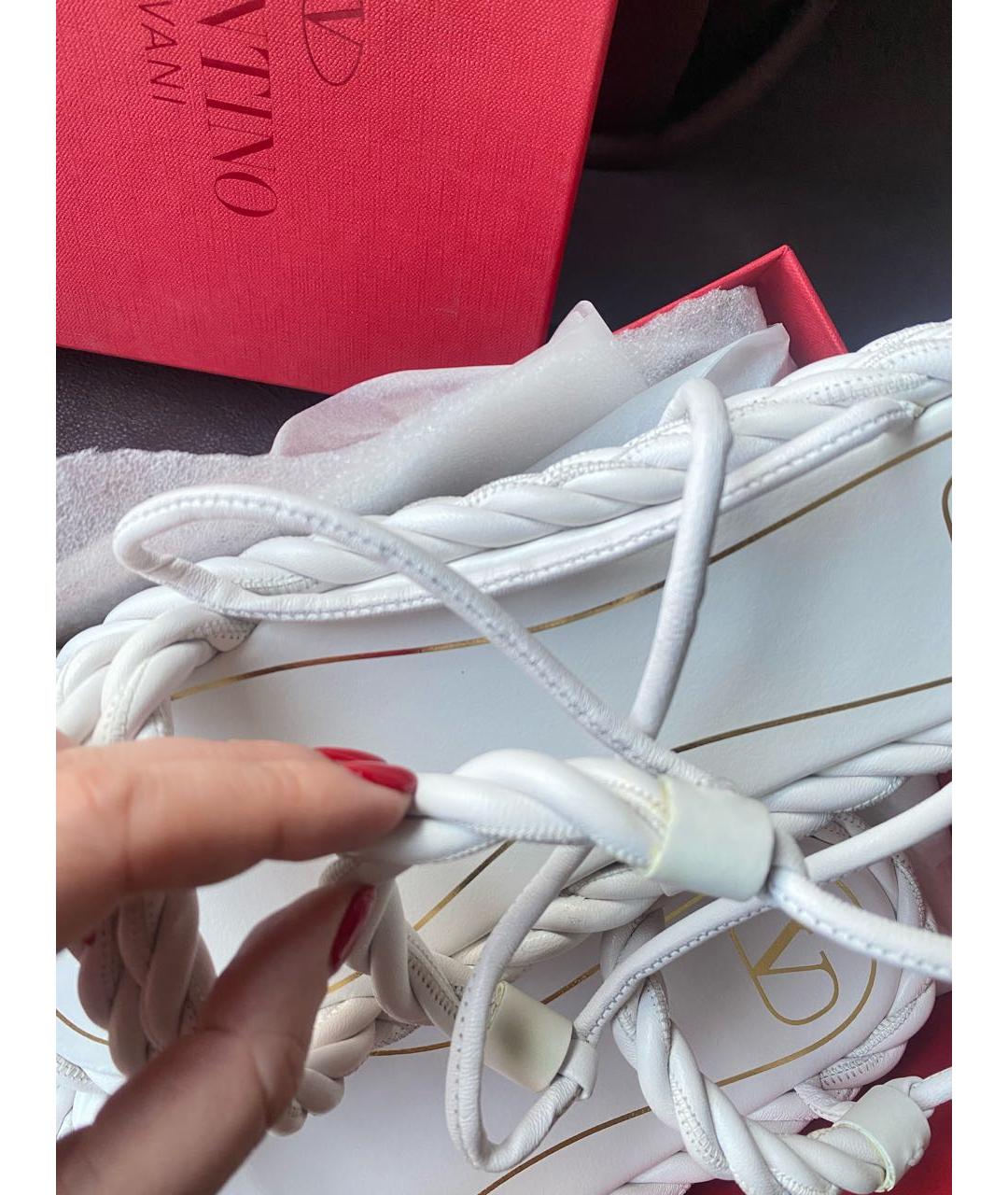 VALENTINO Белые кожаные босоножки, фото 6