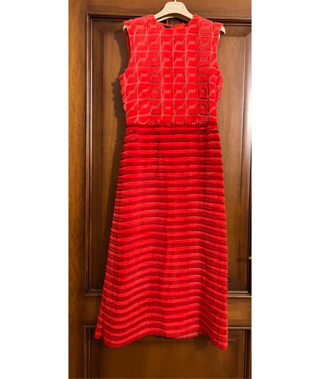 FENDI Красное меховое коктейльное платье, фото 8