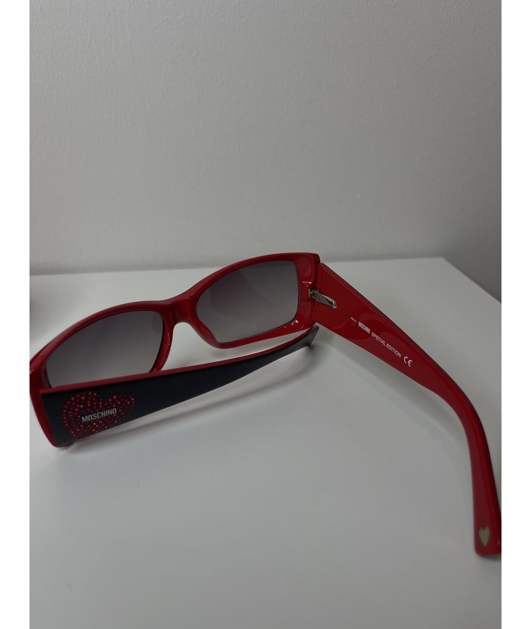 MOSCHINO Красные пластиковые солнцезащитные очки, фото 4