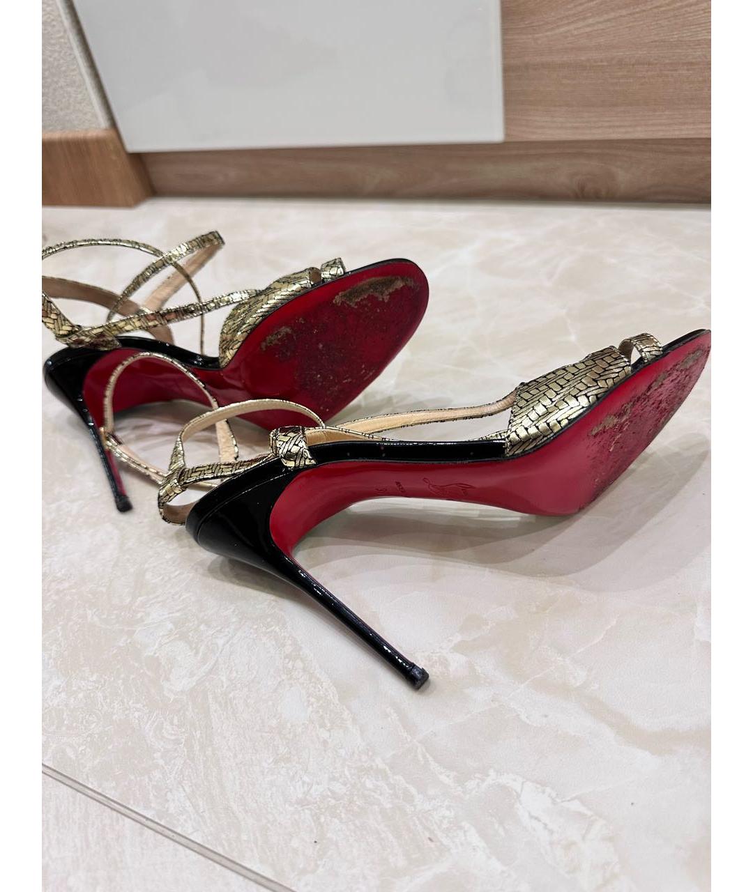 CHRISTIAN LOUBOUTIN Золотые кожаные босоножки, фото 6