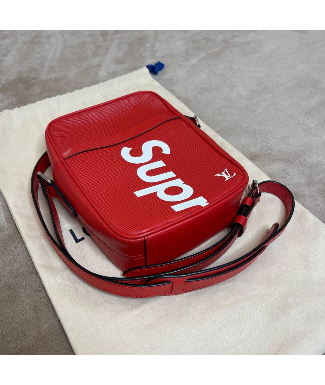 LOUIS VUITTON Красная сумка через плечо, фото 3
