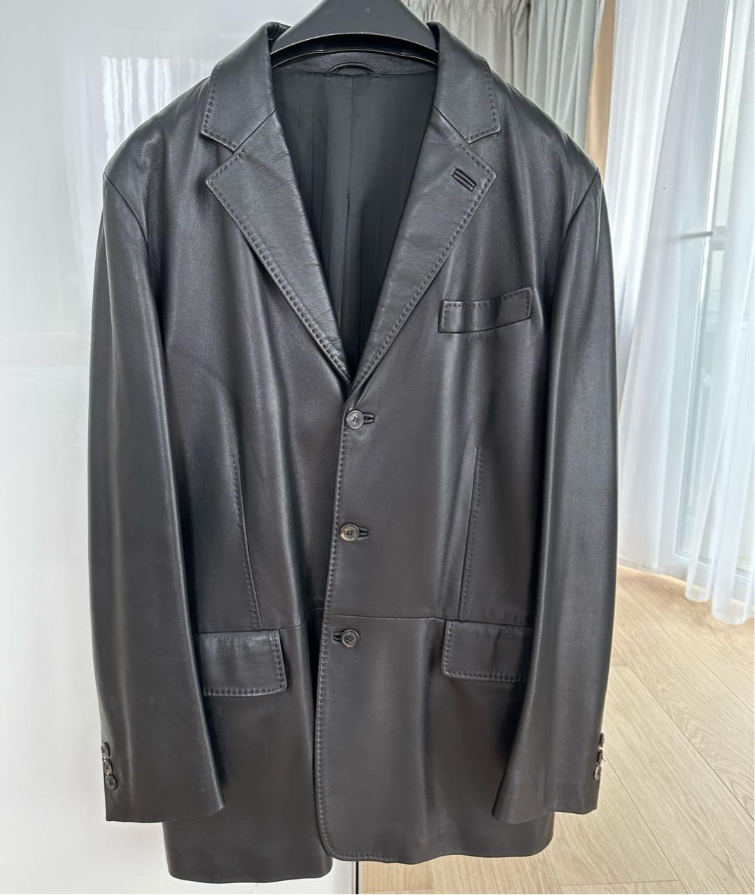 SALVATORE FERRAGAMO Черный кожаный пиджак, фото 8