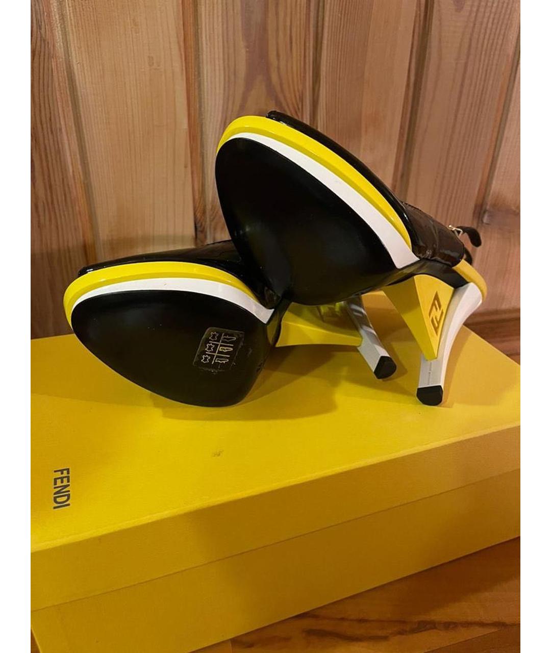 FENDI Черные босоножки из лакированной кожи, фото 4