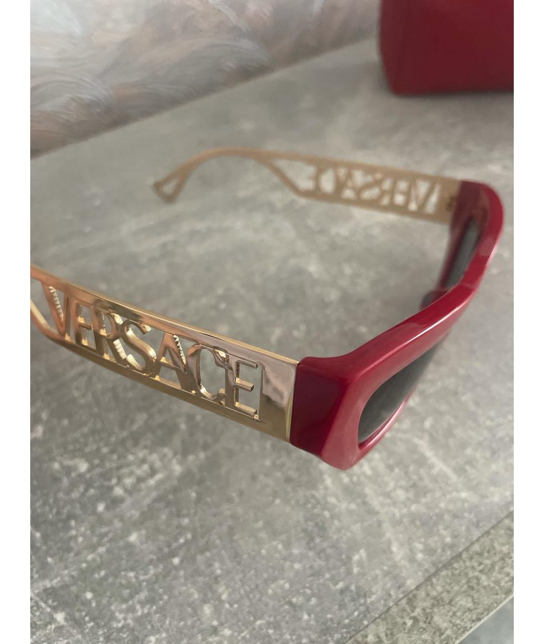 VERSACE Бордовые пластиковые солнцезащитные очки, фото 2
