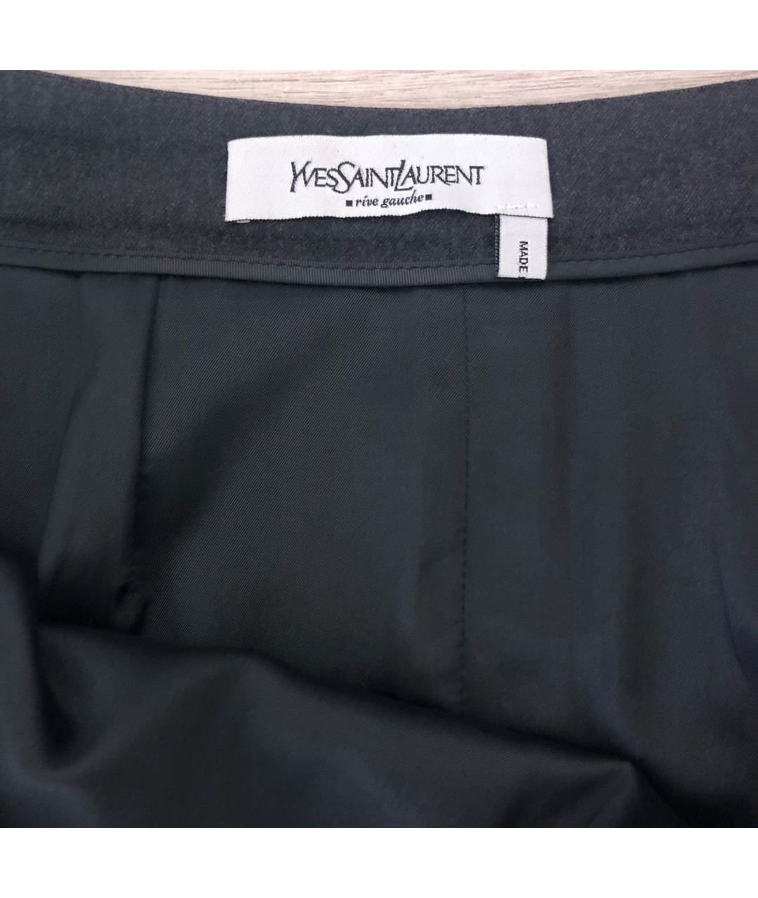 YVES SAINT LAURENT VINTAGE Антрацитовая шерстяная юбка мини, фото 5