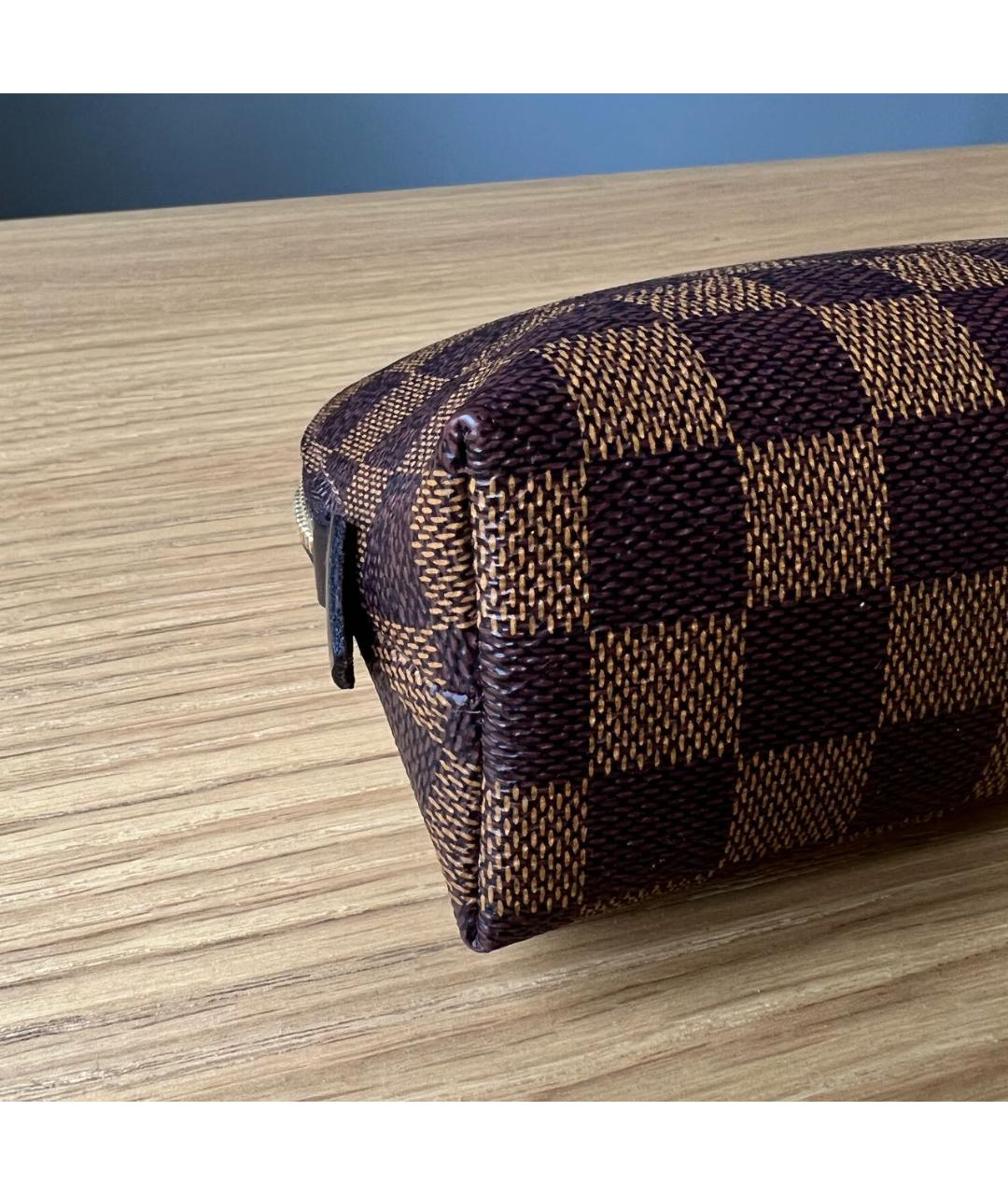 LOUIS VUITTON PRE-OWNED Кожаная косметичка, фото 6