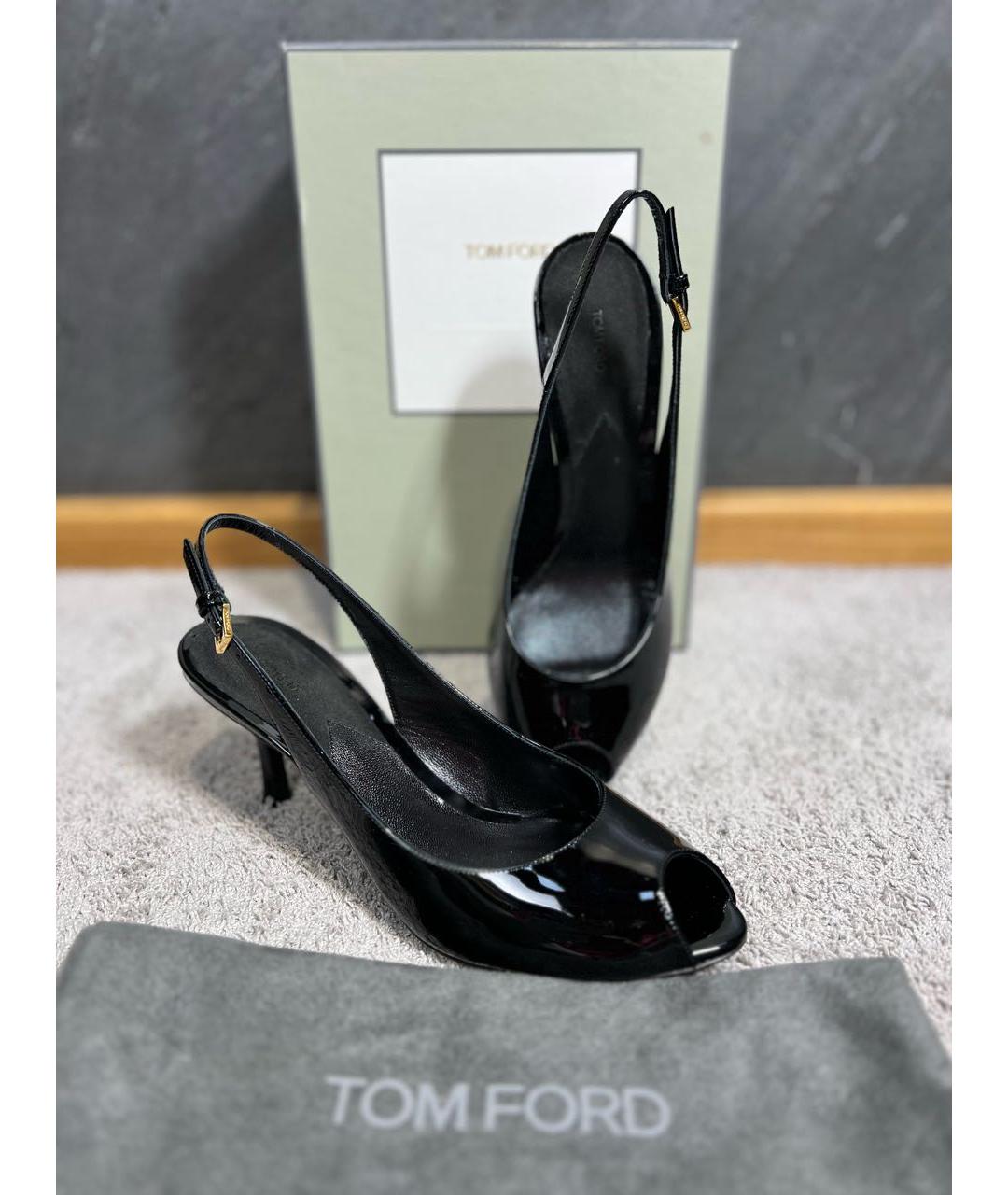 TOM FORD Черные босоножки из лакированной кожи, фото 2