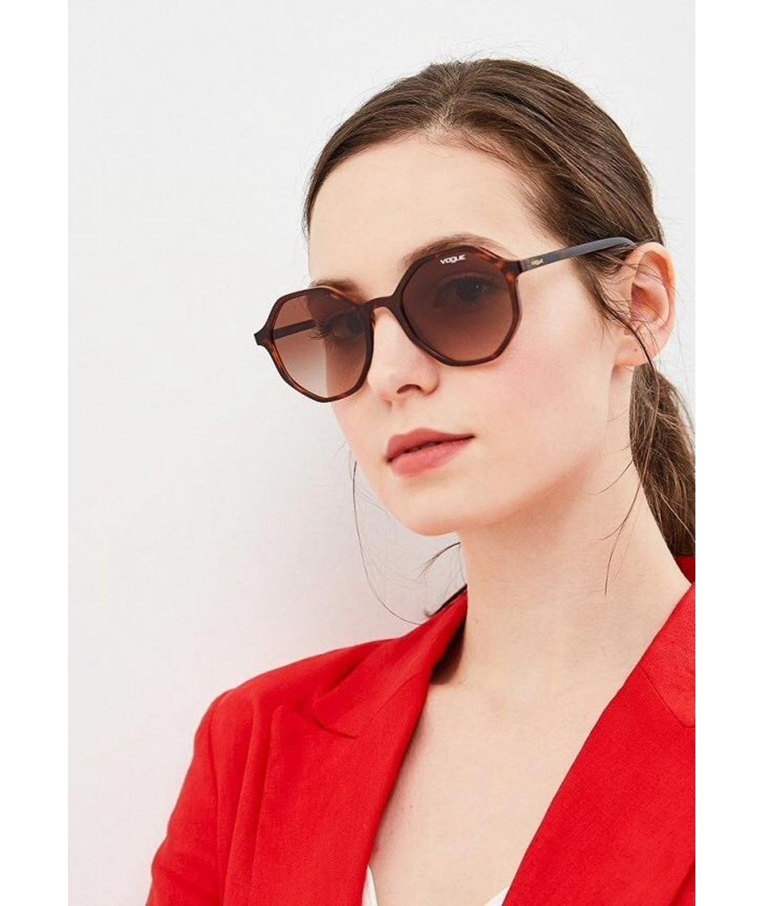 VOGUE EYEWEAR Коричневые пластиковые солнцезащитные очки, фото 2