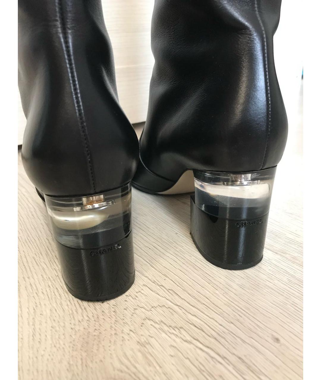 CHANEL Черные кожаные сапоги, фото 8