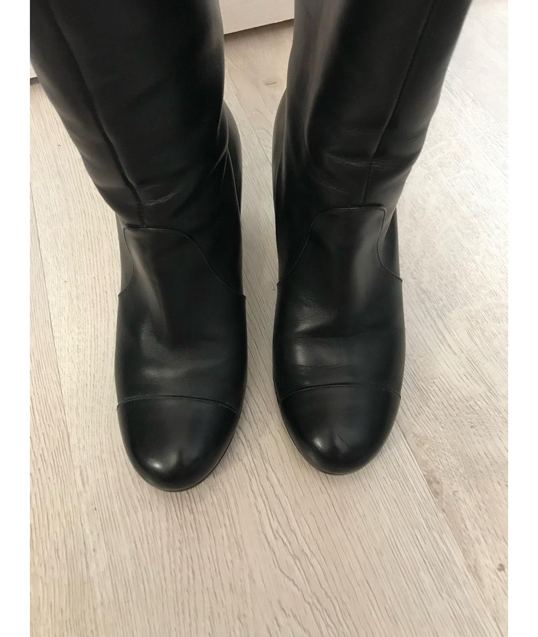 CHANEL Черные кожаные сапоги, фото 3