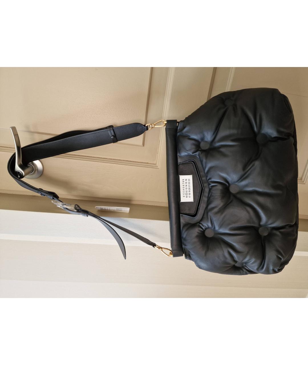 MAISON MARGIELA Черная сумка через плечо из лакированной кожи, фото 2