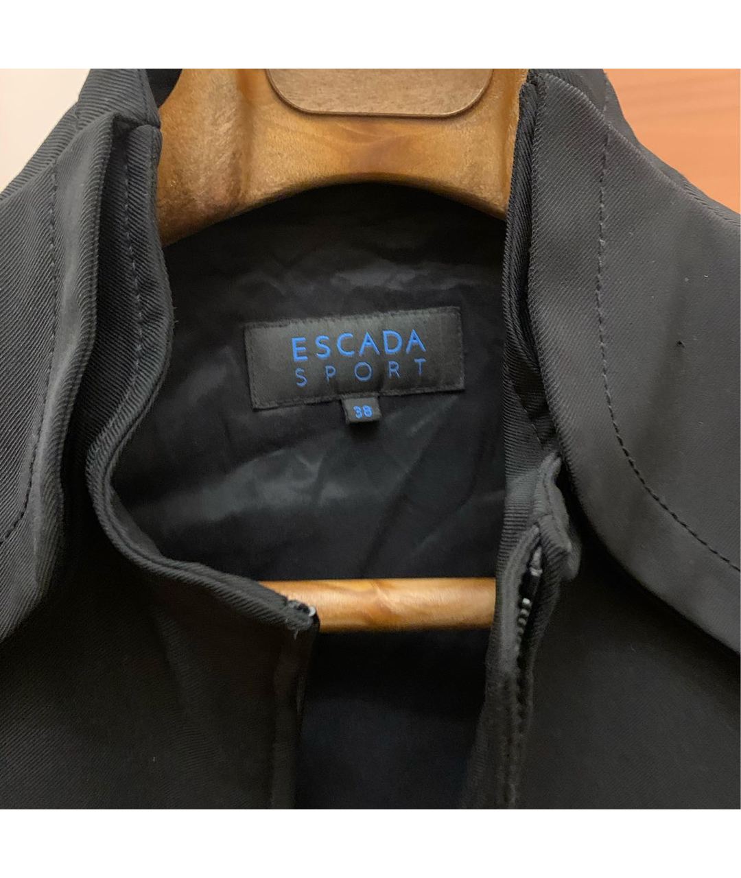 ESCADA Черная куртка, фото 4