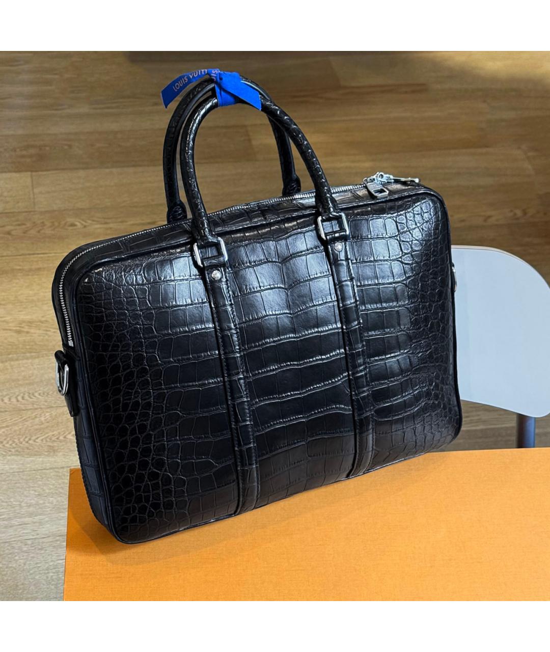 LOUIS VUITTON Черный портфель из экзотической кожи, фото 4