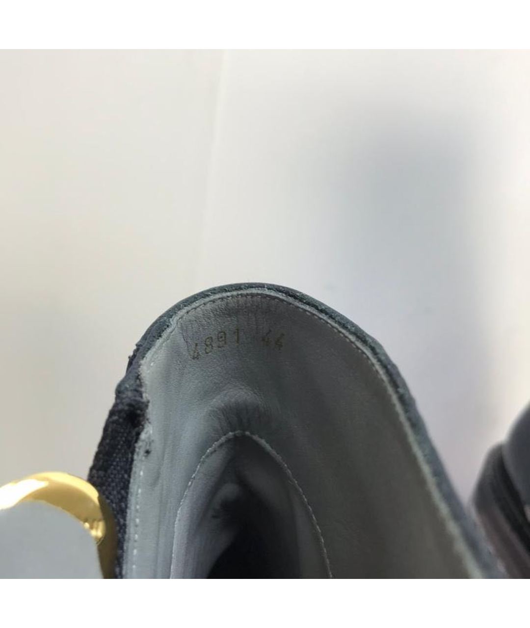 VERSACE Черные низкие ботинки из лакированной кожи, фото 6