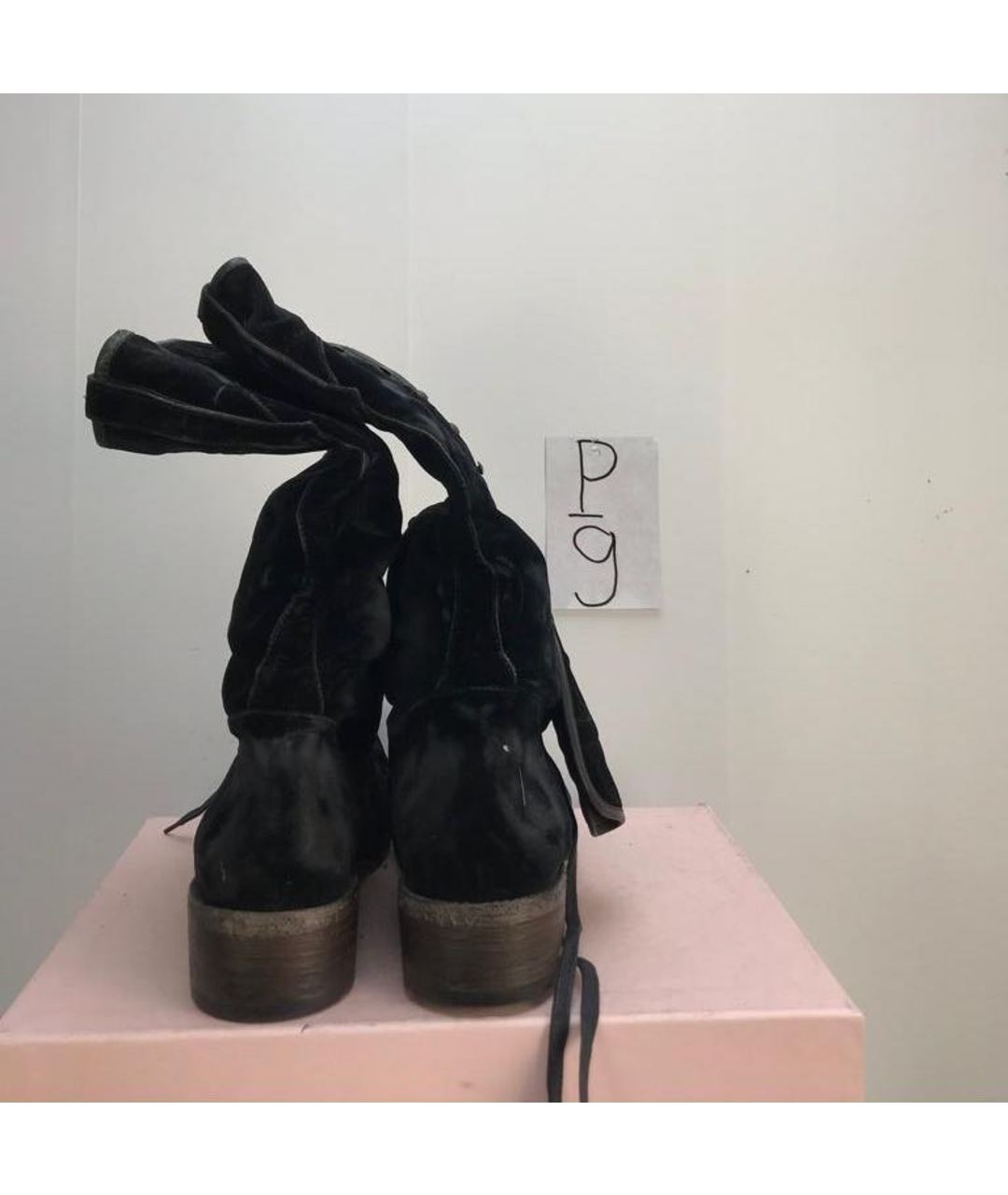 JOHN VARVATOS Черные бархатные высокие ботинки, фото 4
