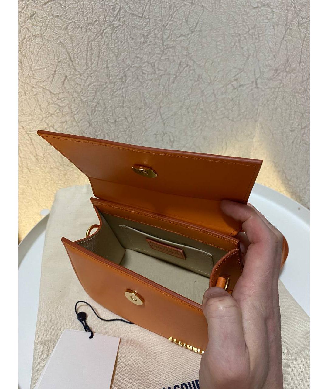 JACQUEMUS Оранжевая кожаная сумка с короткими ручками, фото 4