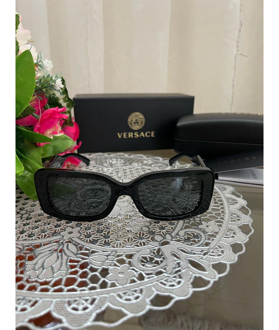VERSACE Черные пластиковые солнцезащитные очки, фото 5