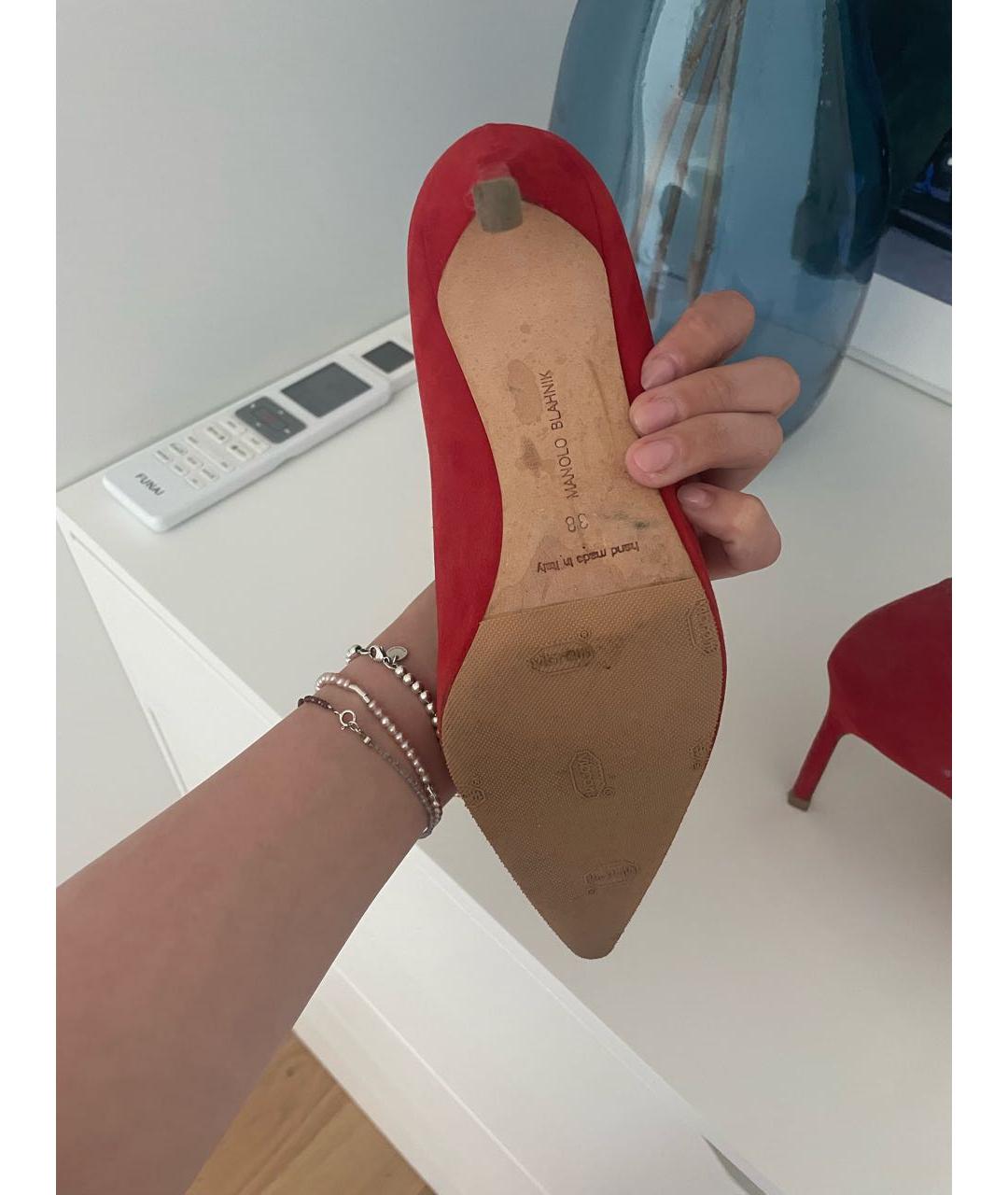 MANOLO BLAHNIK Красные замшевые туфли, фото 2
