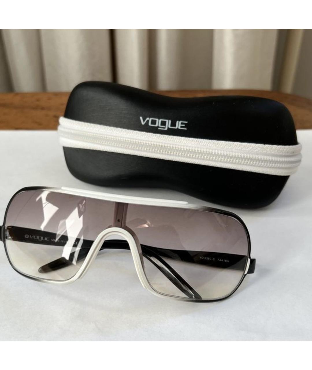 VOGUE EYEWEAR Серые пластиковые солнцезащитные очки, фото 5