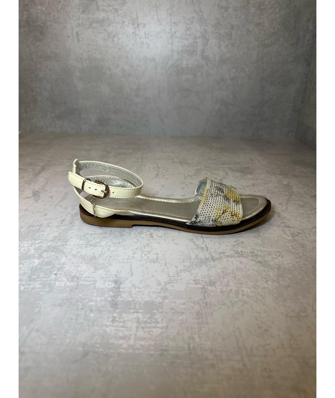 MISS BLUMARINE Серебряные кожаные сандалии и шлепанцы, фото 6
