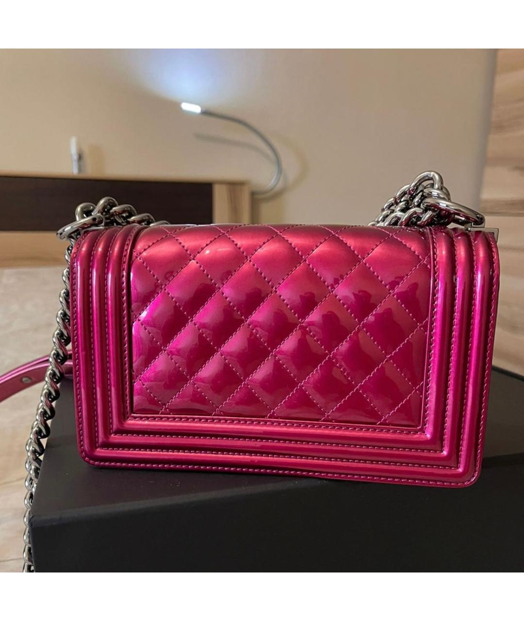 CHANEL Розовая сумка через плечо из лакированной кожи, фото 3