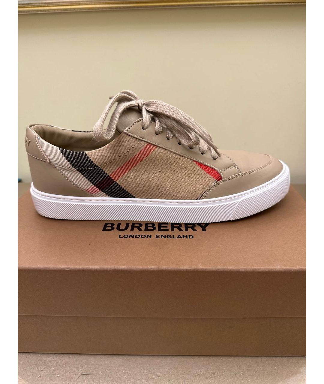 BURBERRY Бежевые кожаные кеды, фото 1