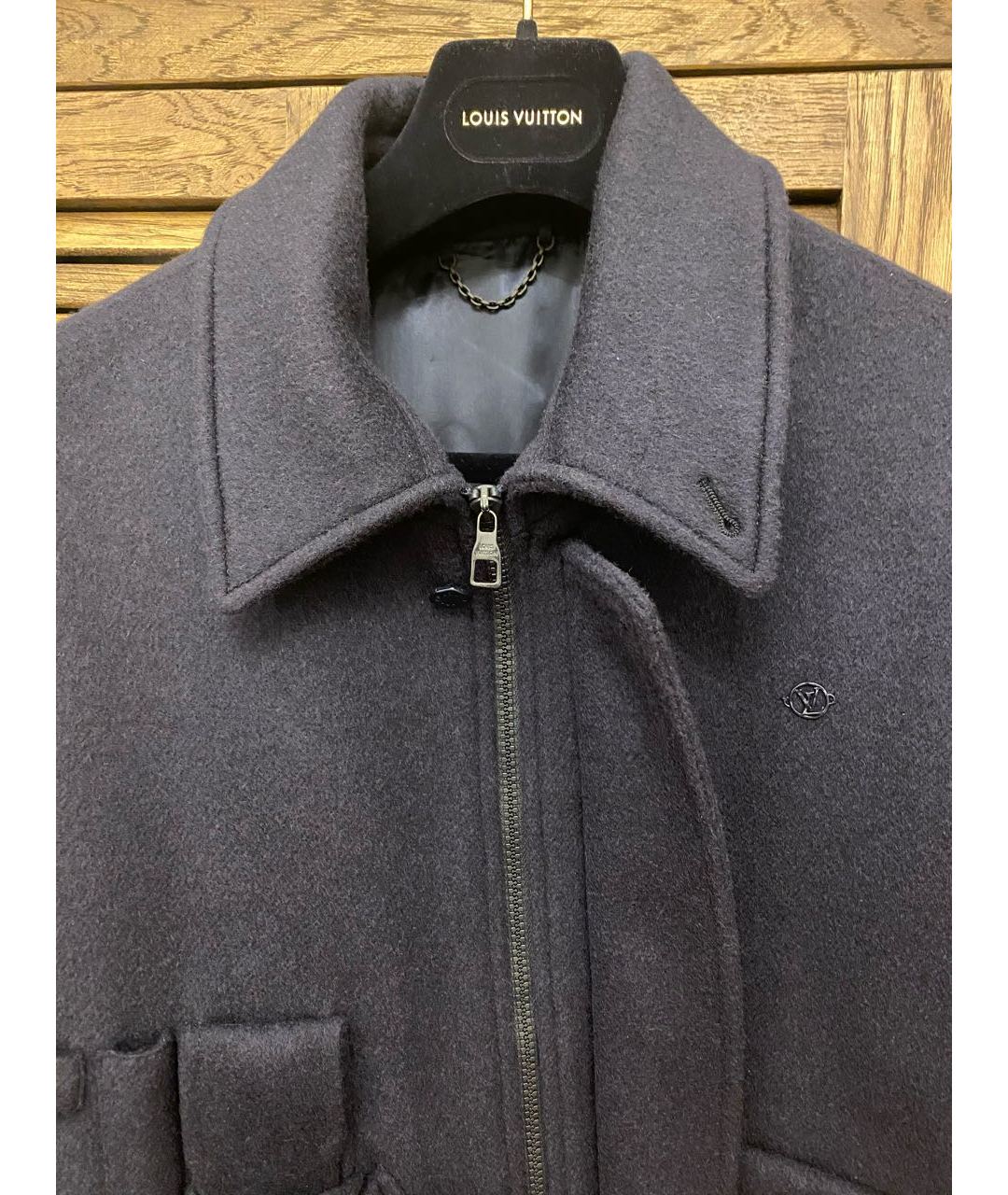 LOUIS VUITTON PRE-OWNED Темно-синяя шерстяная куртка, фото 4