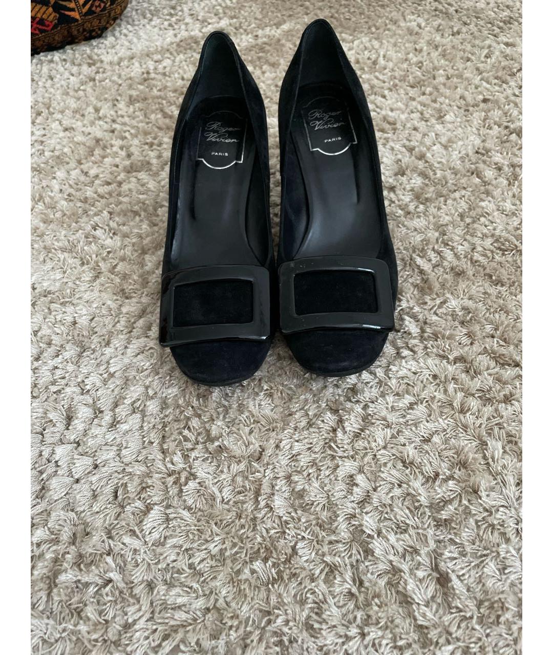ROGER VIVIER Черные замшевые туфли, фото 2