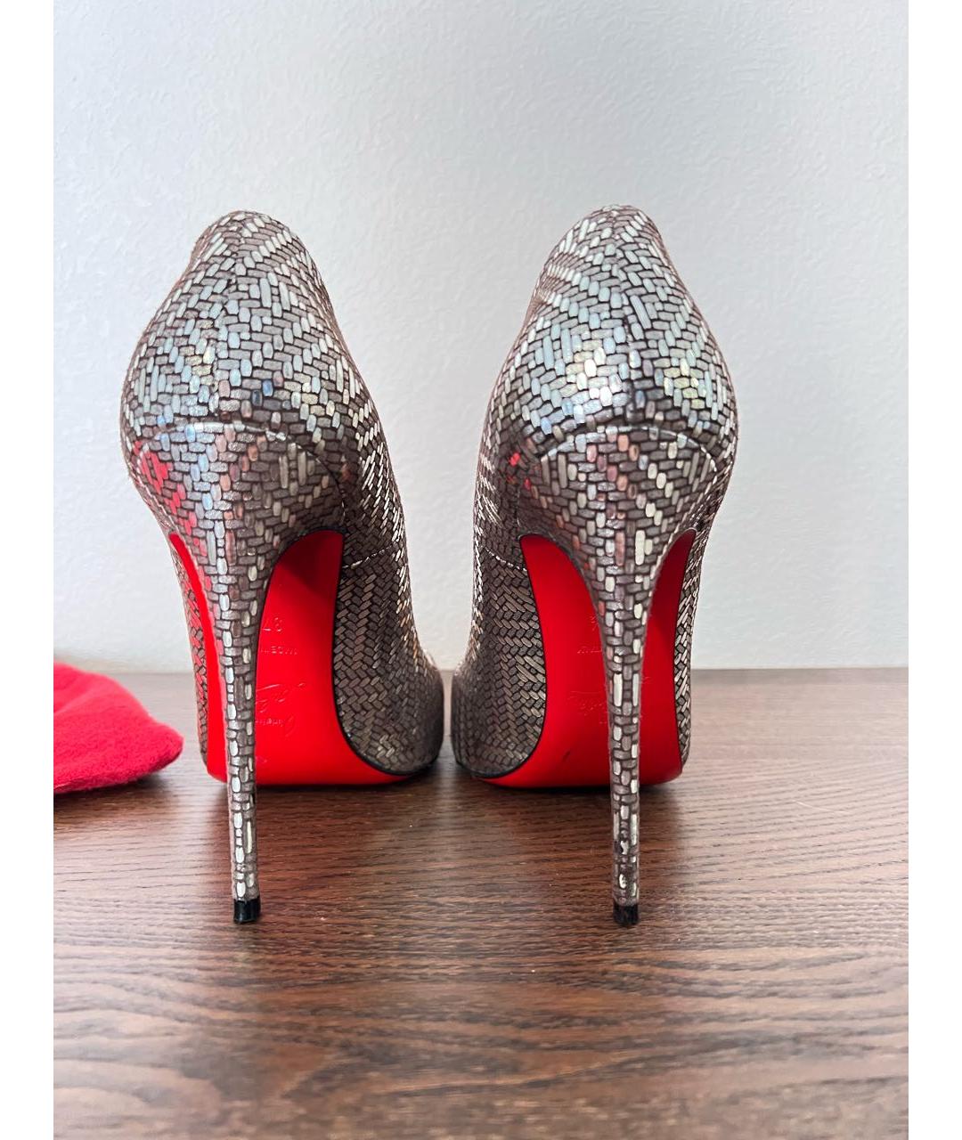 CHRISTIAN LOUBOUTIN Черные кожаные туфли, фото 4