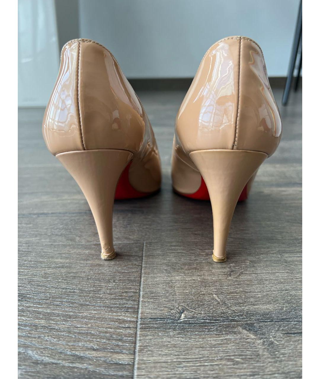 CHRISTIAN LOUBOUTIN Бежевые кожаные туфли, фото 4