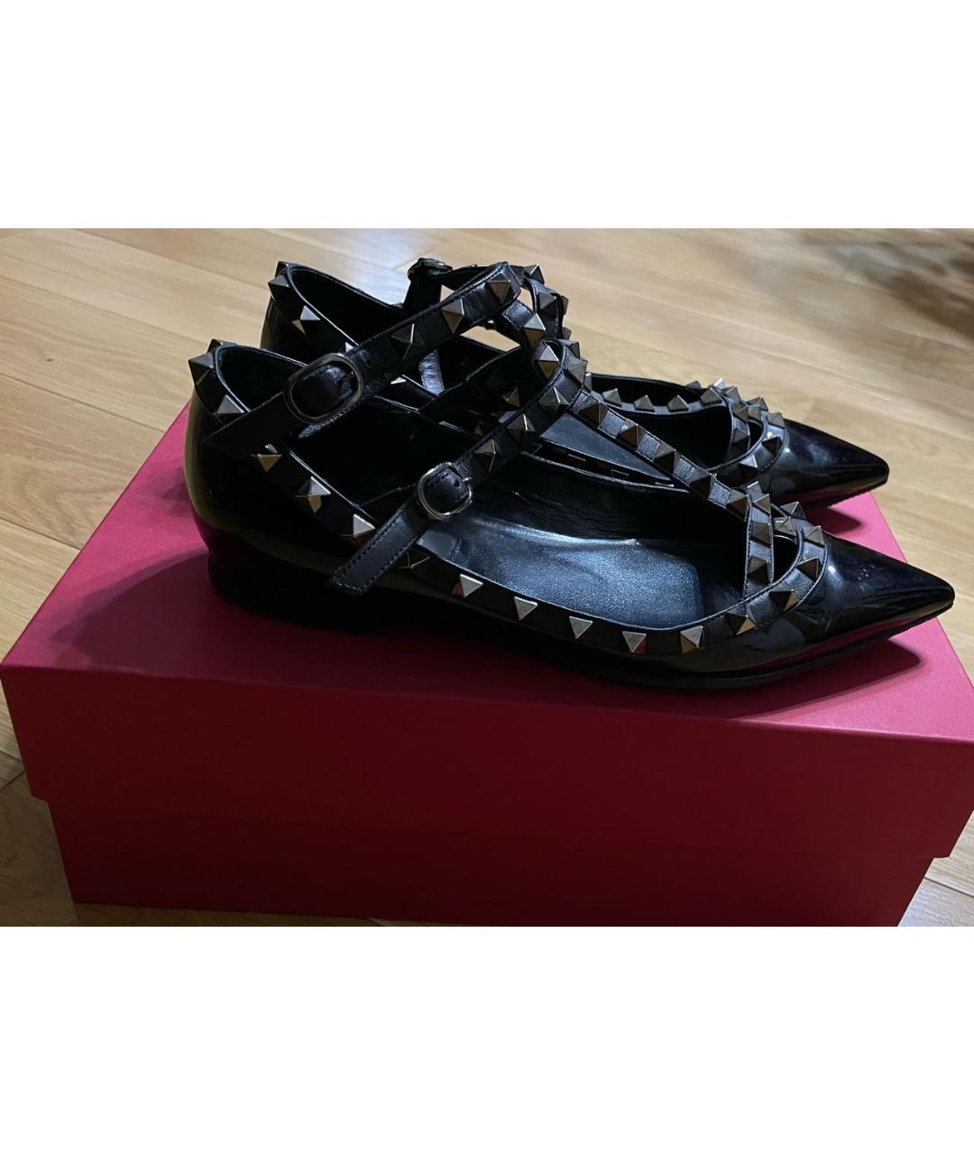 VALENTINO Черные балетки из лакированной кожи, фото 3