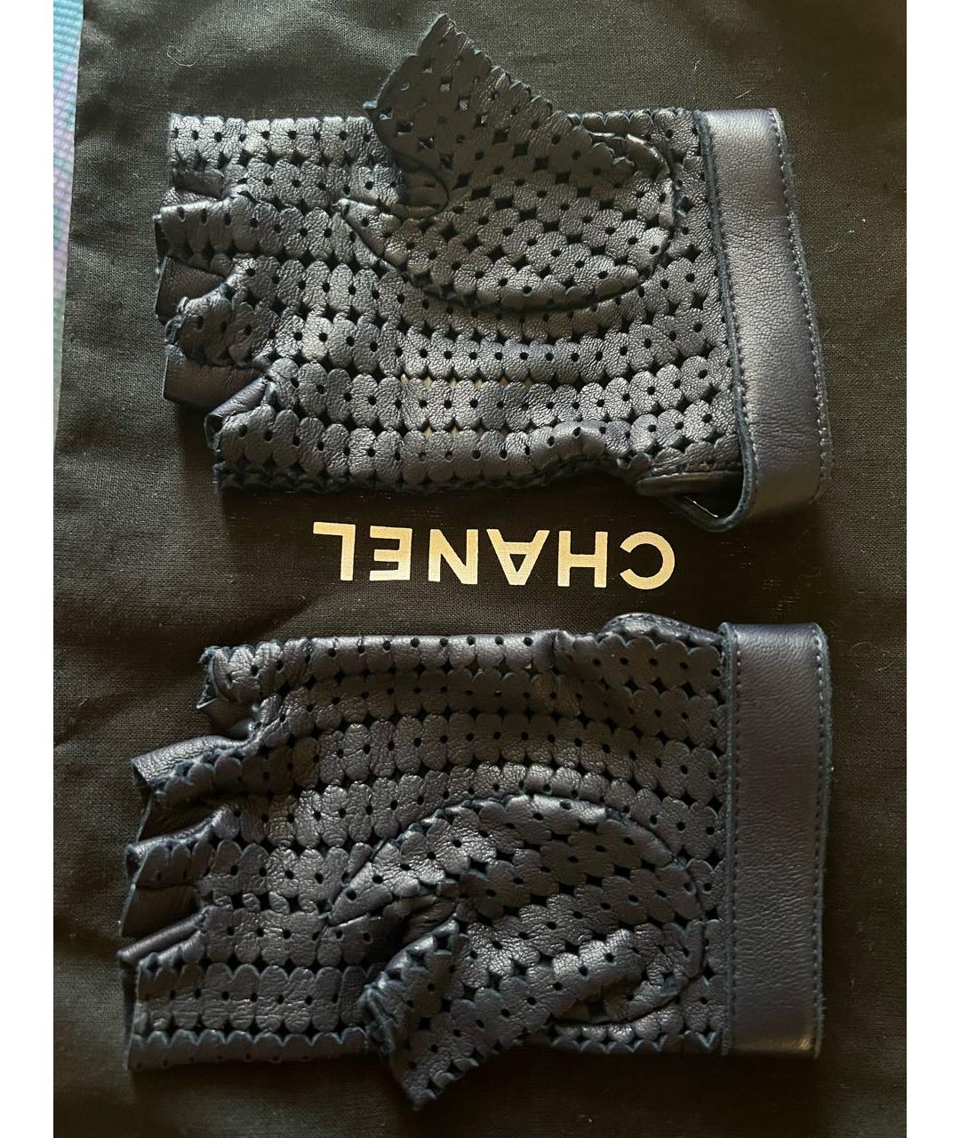 CHANEL Синие кожаные митенки, фото 6