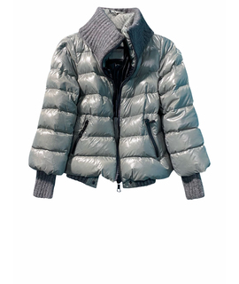 

Пуховик MONCLER