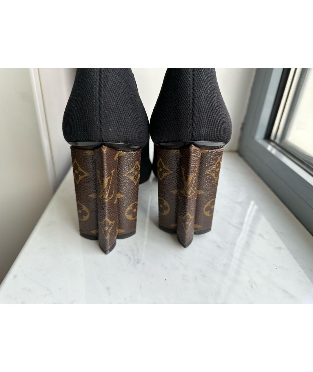 LOUIS VUITTON Черные ботильоны, фото 5