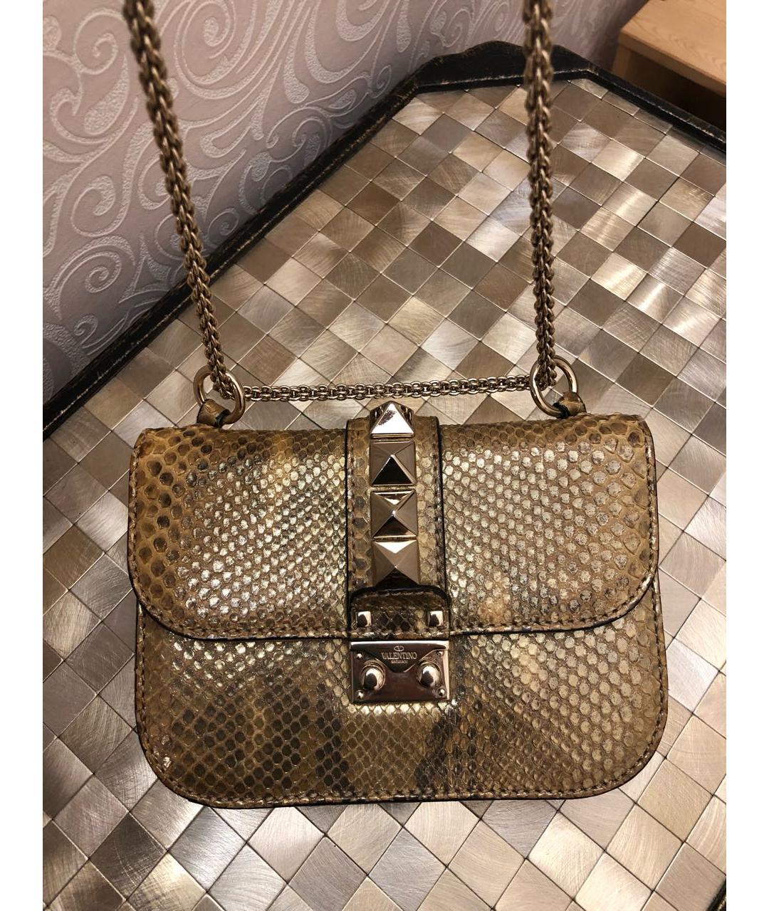 VALENTINO Золотая сумка через плечо из кожи питона, фото 9