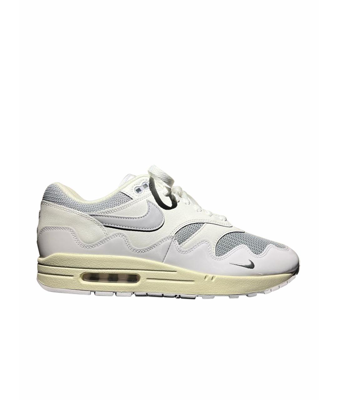 

Высокие кроссовки / кеды