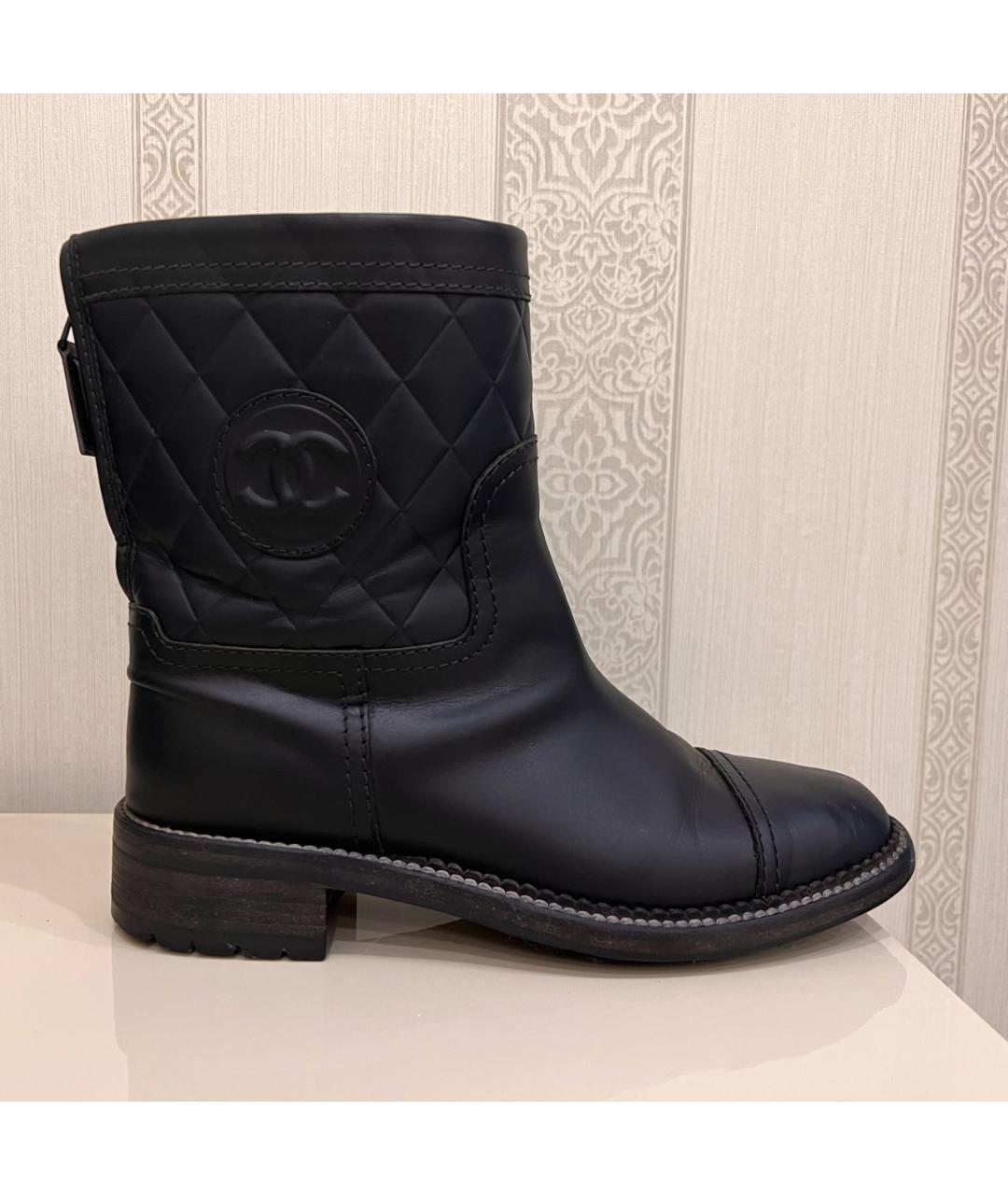 CHANEL PRE-OWNED Темно-синие кожаные низкие ботинки, фото 9