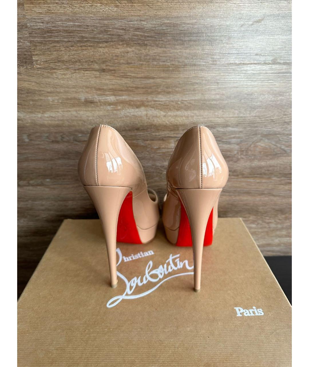 CHRISTIAN LOUBOUTIN Бежевые кожаные туфли, фото 3