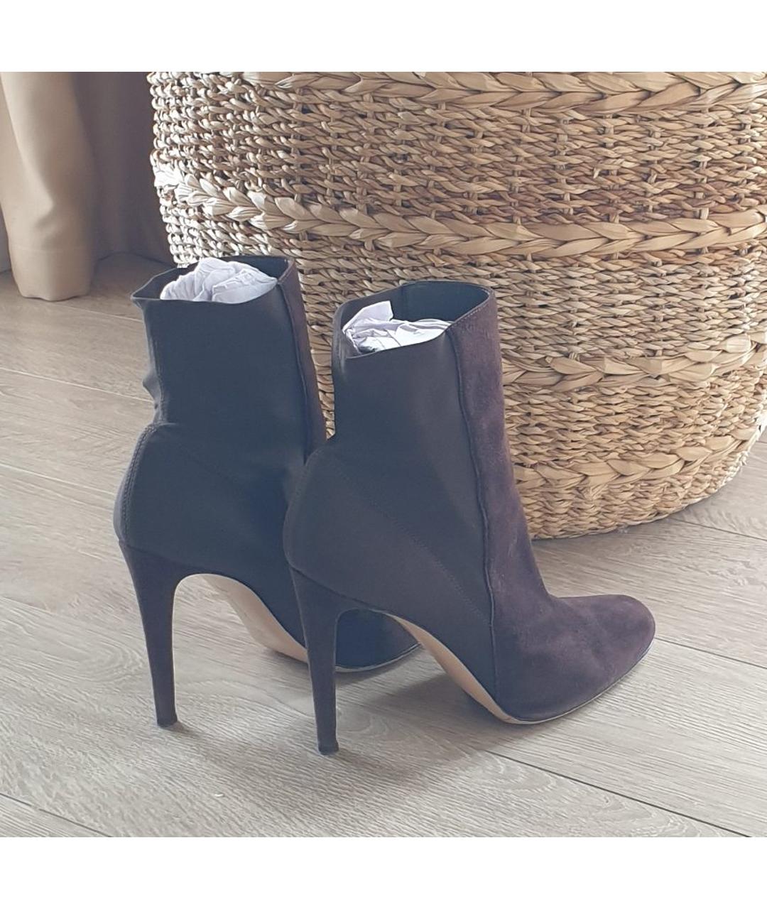 GIANVITO ROSSI Коричневые замшевые ботильоны, фото 5