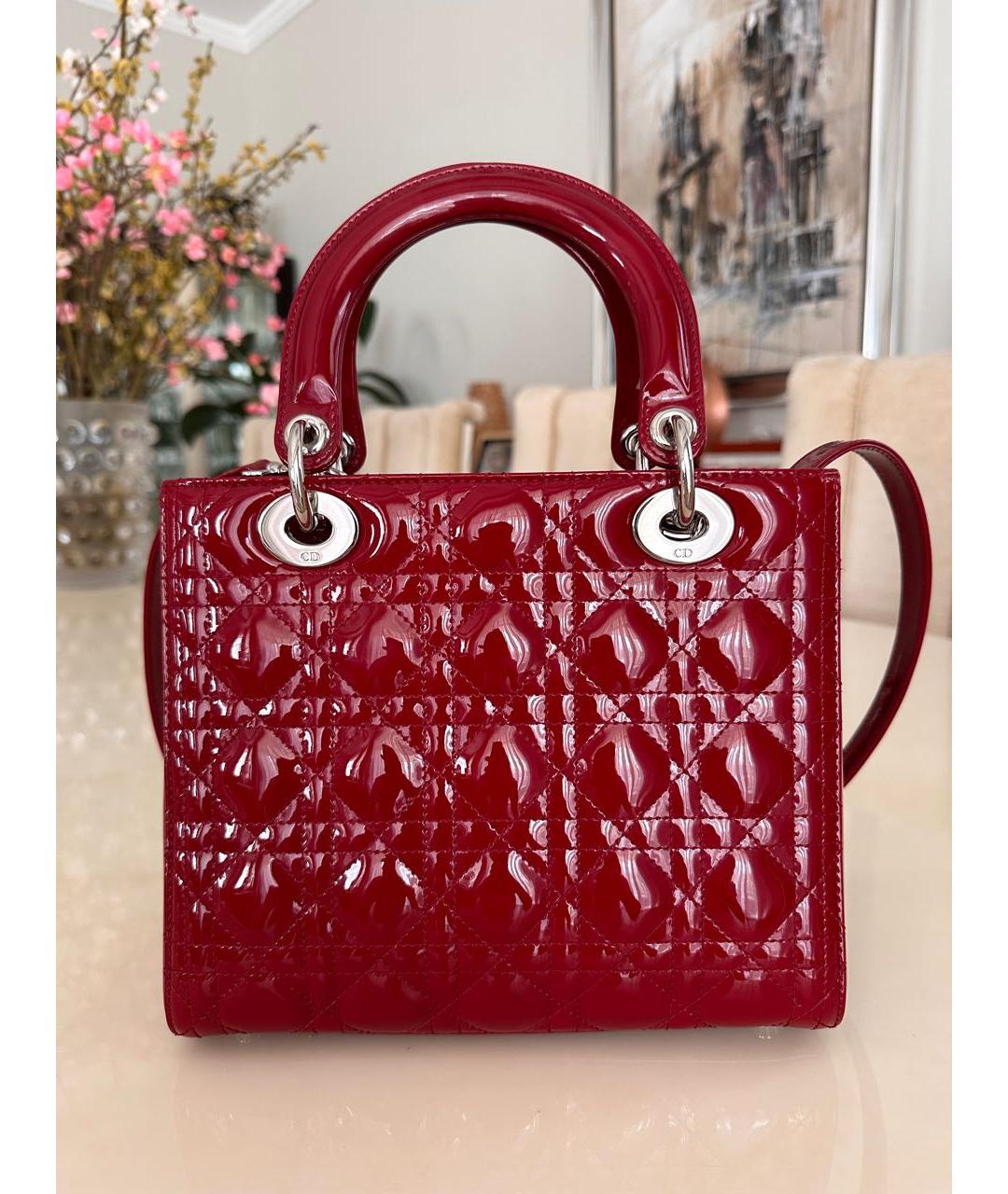 CHRISTIAN DIOR Красная сумка с короткими ручками из лакированной кожи, фото 3