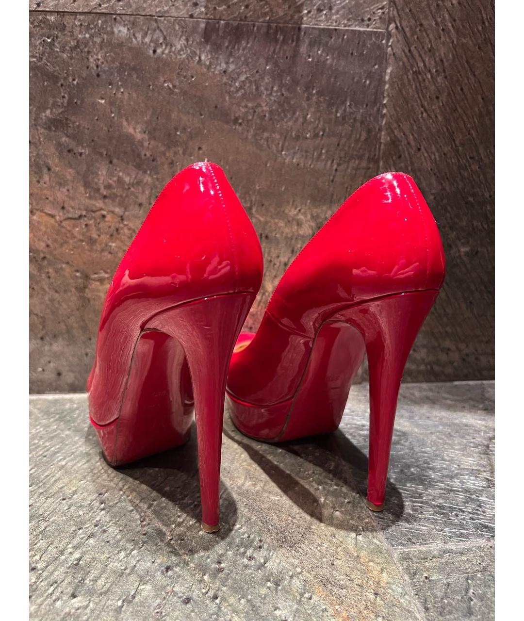 CHRISTIAN LOUBOUTIN Красные туфли из лакированной кожи, фото 4