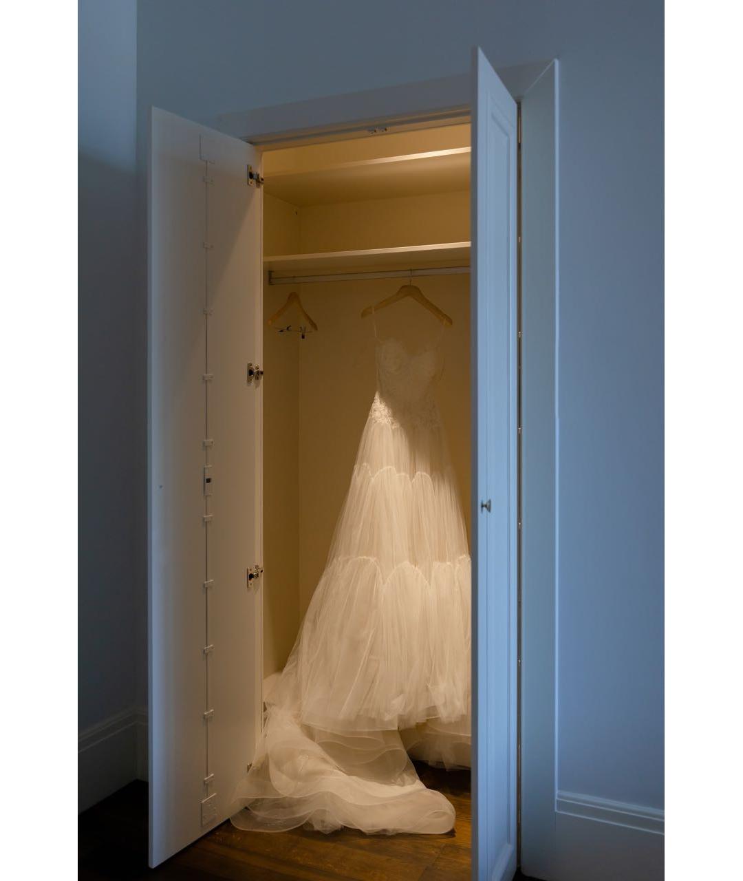 VERA WANG Белое кружевное свадебное платье, фото 7